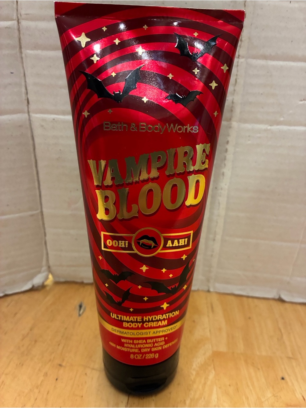 Bath & Body Works Vampire Blood Ultimate Hydration Body Cream full size 8 oz NWT